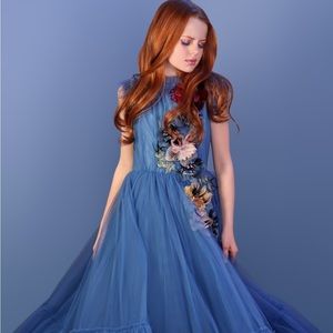 MARCHESA KIDS COUTURE
flower-applique tulle dress SIZE 10